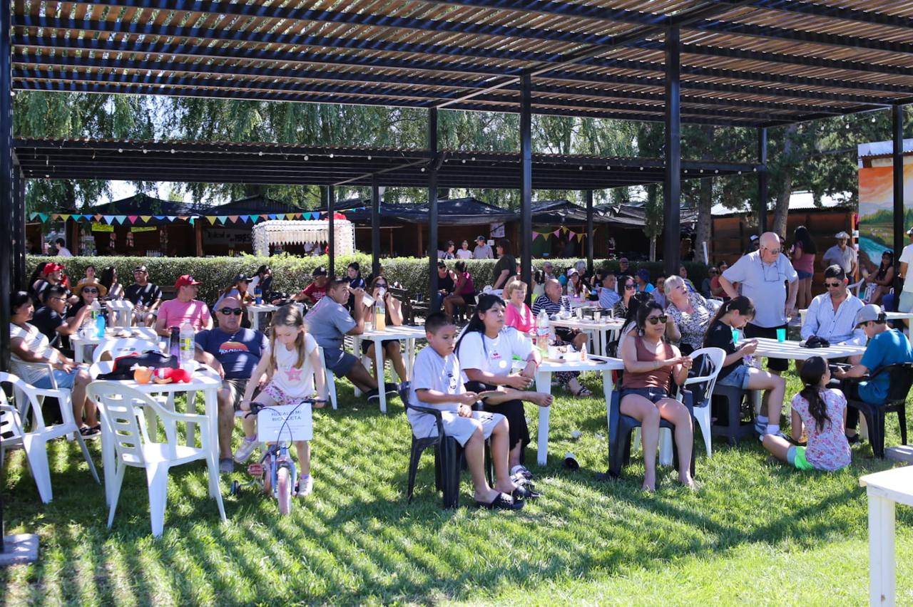 Más de 500 personas disfrutaron de la Feria 28 de Julio