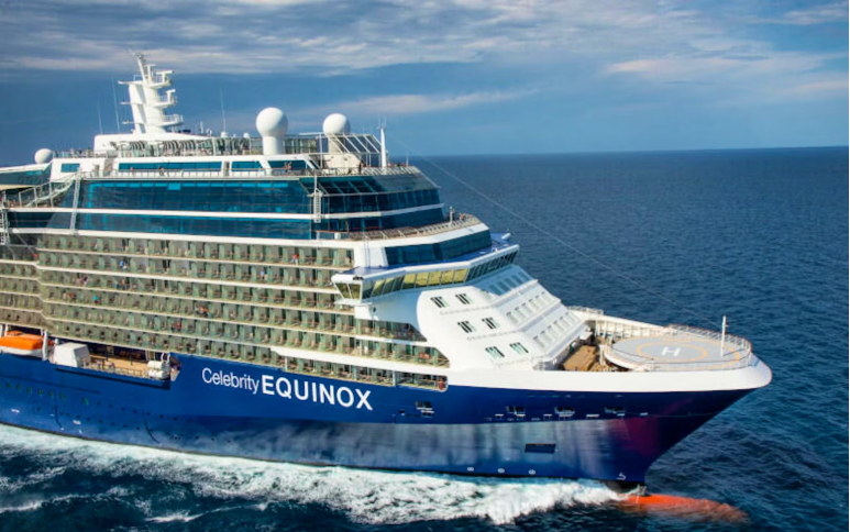 El “Celebrity Equinox” realizó una escala extraordinaria en Puerto Madryn por una urgencia médica