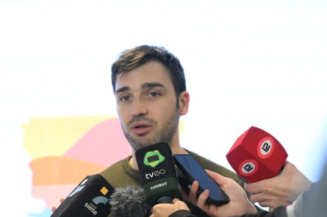 Torres enviará a la Legislatura un proyecto de ley para garantizar inversiones petroleras