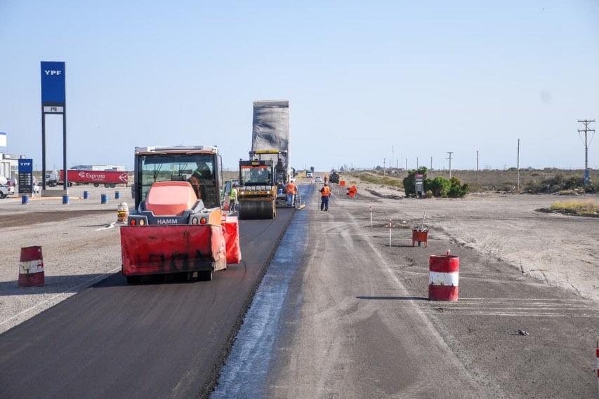 Se trabaja para concluir las obras en Ruta 3 y la rotonda del acceso norte a Madryn