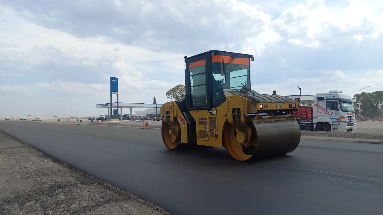 Provincia trabaja en la finalización de la rotonda de acceso a Puerto Madryn