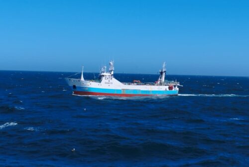 Prefectura detectó un buque pesquero extranjero en la Zona Económica Exclusiva Argentina