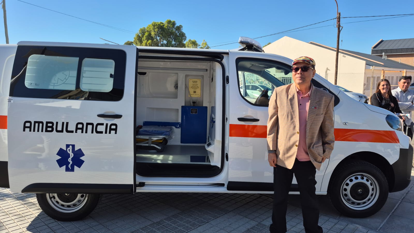 Un ciudadano taiwanés donó una ambulancia de alta complejidad al Hospital Andrés Ísola