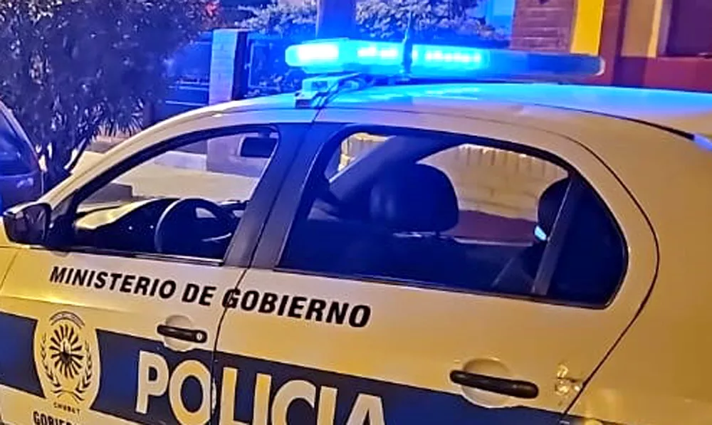 Violento asalto en el Barrio Solana: maniataron a una madre y a su hijo