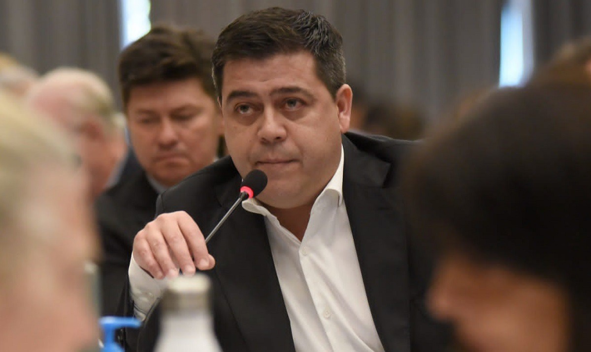 La Justicia le torció el brazo a Treffinger y lo obliga a aceptar a su principal competidor en LLA
