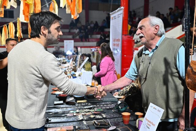 Torres acompañó el Telebingo N° 1.000 en Trelew