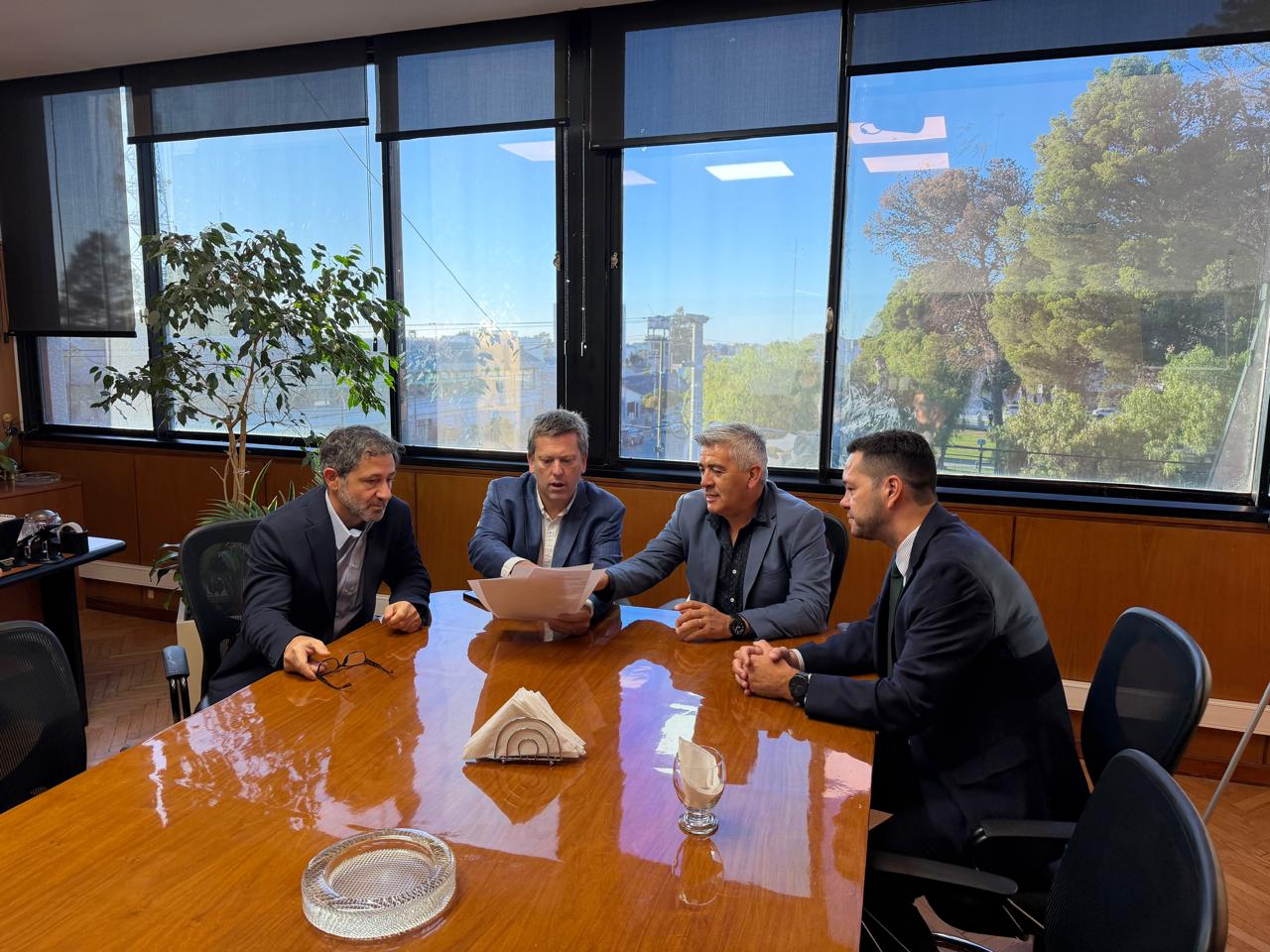 El Banco del Chubut y la Municipalidad de Gobernador Costa acordaron avanzar en un convenio financiero