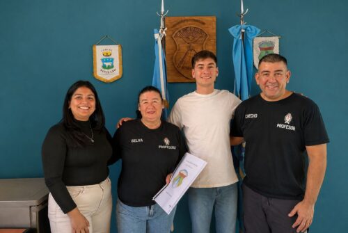 El Municipio de 28 de Julio acompaña al Taller Municipal de Folclore en su participación en Río Mayo