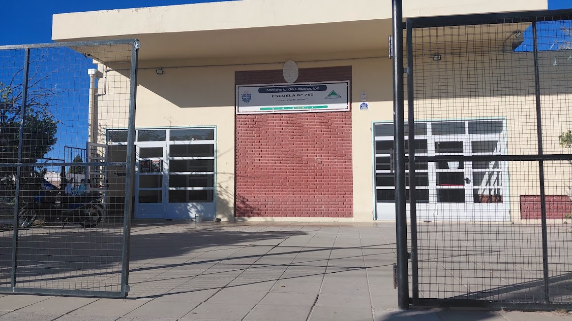 Evacuaron la Escuela 750 por una amenaza de bomba