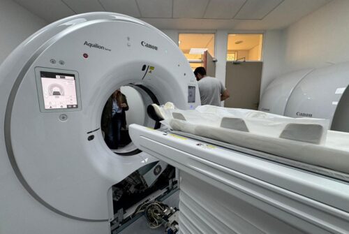 Llegó el nuevo tomógrafo al Hospital de Alta Complejidad «María Humphreys»