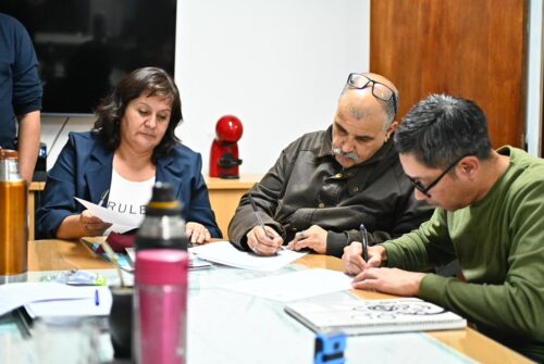Paritaria estatal en Chubut: acuerdan subas del 6% y un bono