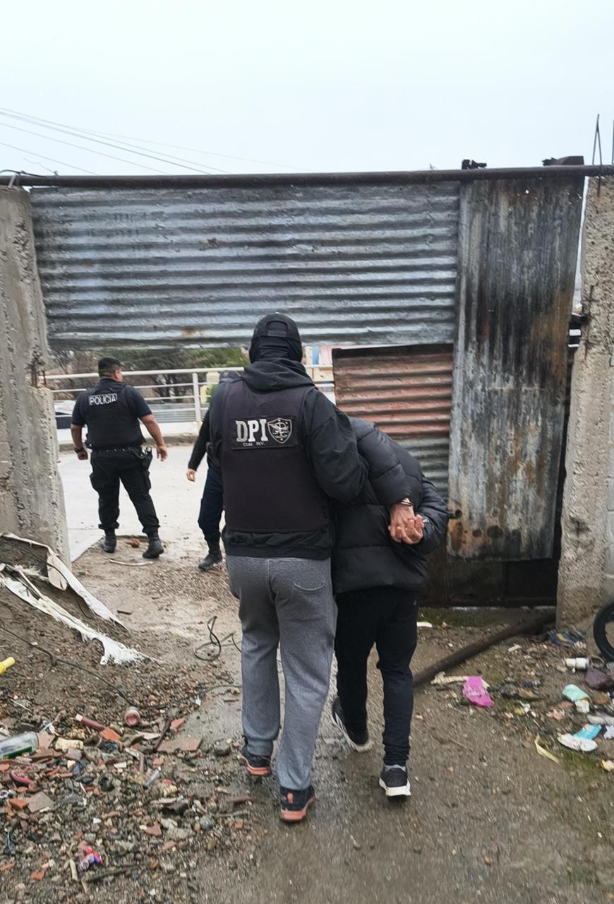 La Policía del Chubut detuvo en Comodoro Rivadavia a los principales sospechosos del homicidio de Mariana Calfuquir