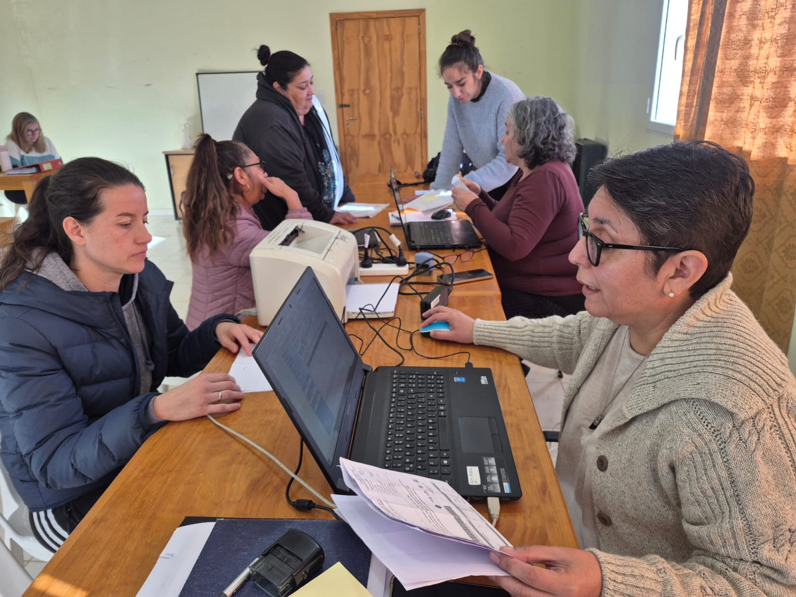 El IPV acercó trámites y servicios a cientos de vecinos del interior provincial