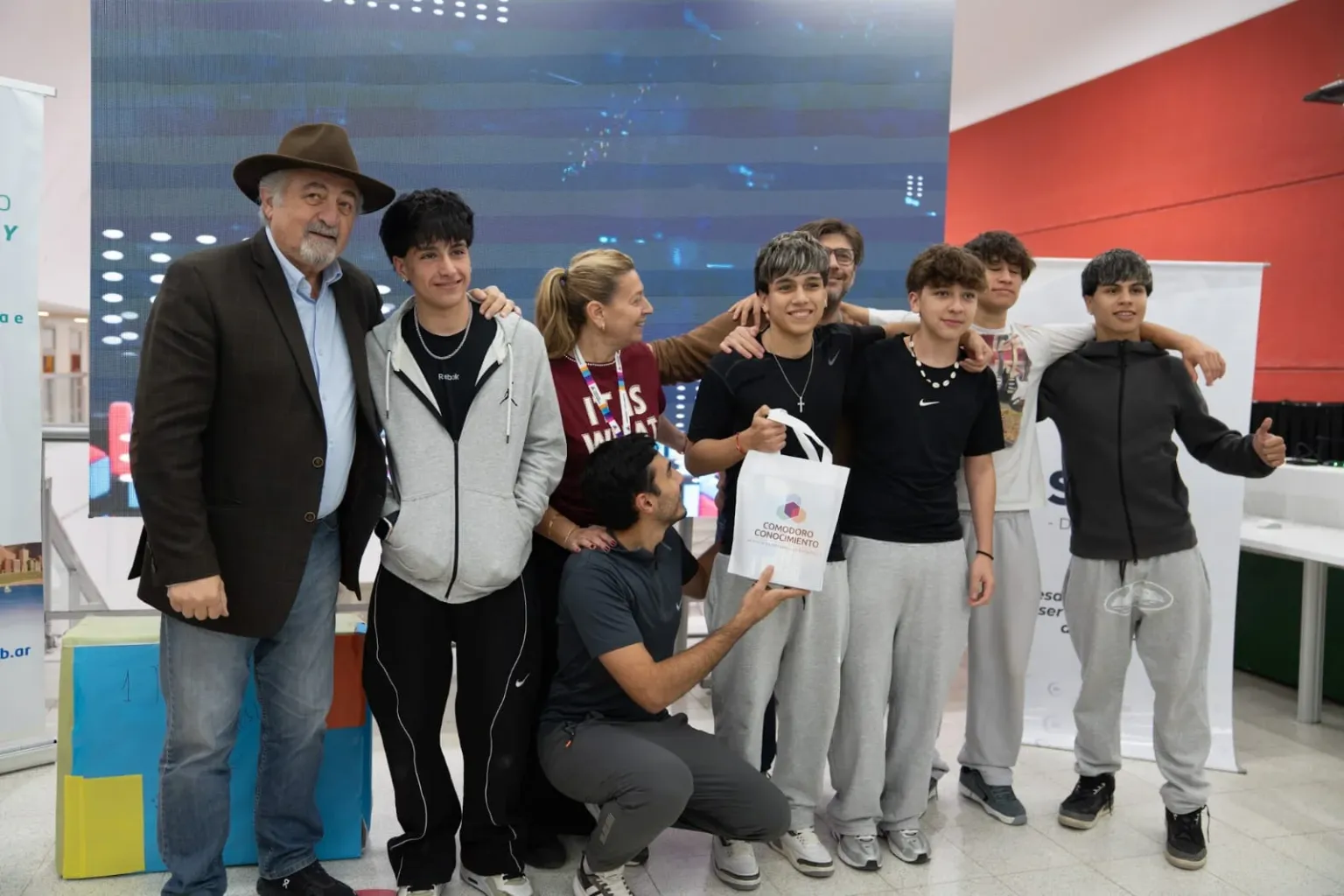 La Municipalidad premió la innovación en el Hackatón “Ciudad Futura 2026”