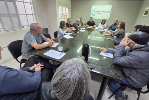 Propietarios de taxis quieren reforzar controles sobre UBER