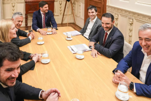 Pullaro, Torres, Cornejo y Valdés se reunieron en Santa Fe por una agenda federal