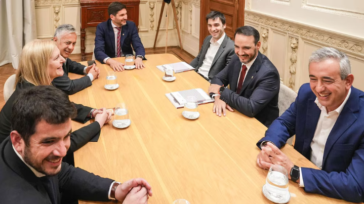 Pullaro, Torres, Cornejo y Valdés se reunieron en Santa Fe por una agenda federal