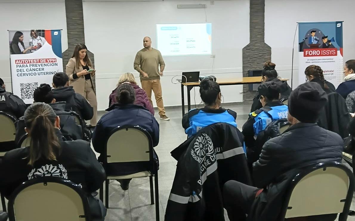 El ISSyS realizó en Puerto Madryn una jornada de prevención para personal policial