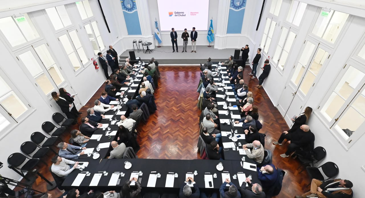 Provincia y ENACOM impulsan una agenda estratégica para convertir a Chubut en un Hub Digital de referencia