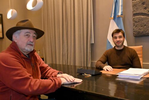 Más de 150 viviendas y 150 lotes con servicios: Provincia y Municipio acordaron una respuesta integral para el cerro Hermitte