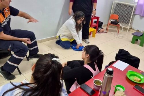 Capacitaron en primeros auxilios y RCP al personal de los Centros de Primera Infancia de Puerto Madryn