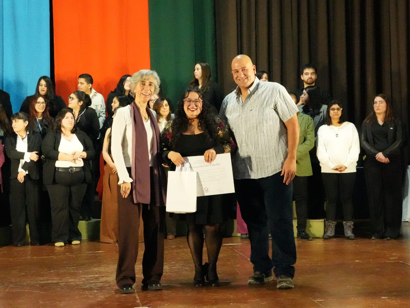 La Universidad del Chubut celebró su XIII Colación de Grados en Rawson
