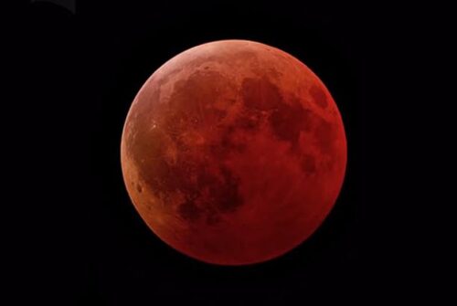 Eclipse total de Luna: Puerto Madryn invita a disfrutar de la “Luna de Sangre” desde la Bajada 9