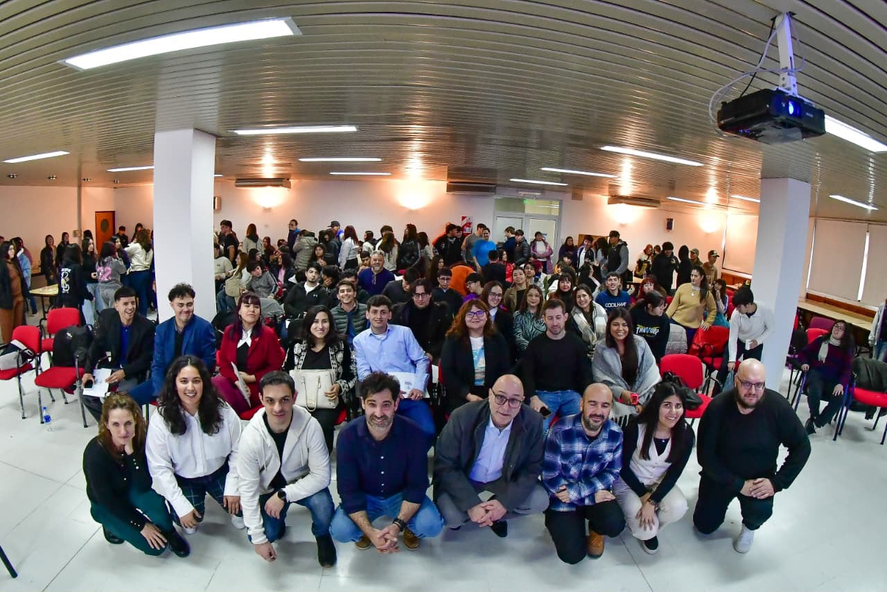“Impulso Joven”: Provincia puso en marcha un programa orientado a potenciar las habilidades personales y profesionales de la juventud