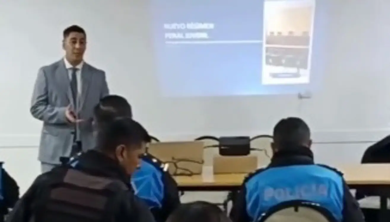 Madryn: la Fiscalía capacitó a la Policía Comunitaria sobre el nuevo Régimen Penal Juvenil