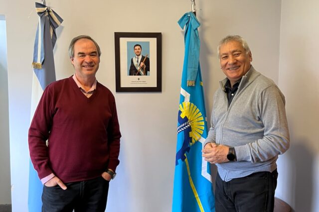 Béliz y Ferrero se reunieron en Gaiman para hablar de empleo