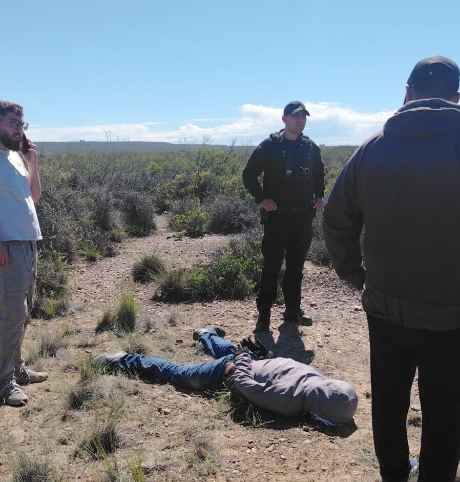 Robó una camioneta en Madryn y lo detuvieron cerca de Trelew
