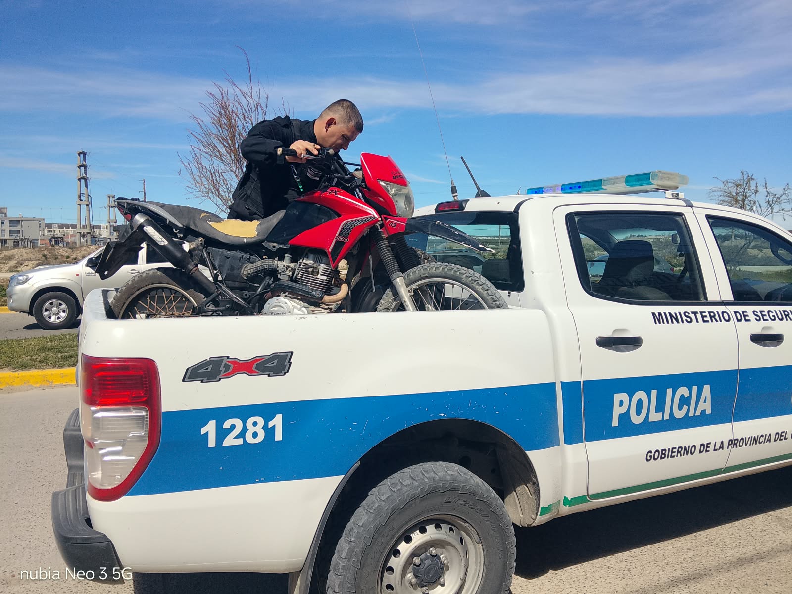 Secuestraron tres motos tras una fuga de motociclistas en Puerto Madryn
